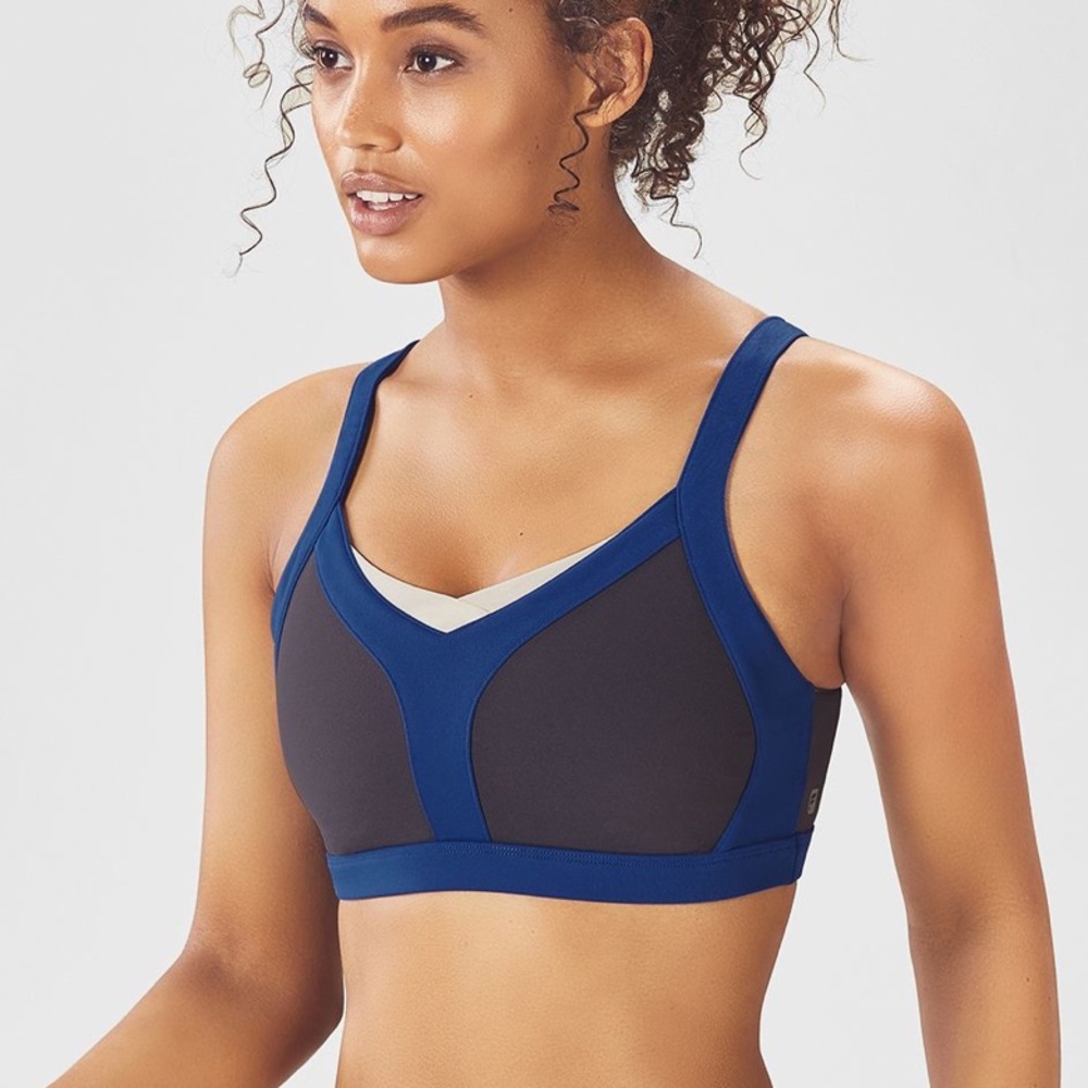 Fabletics sports bra